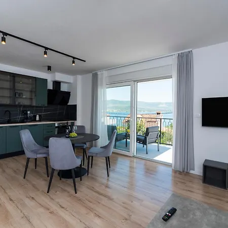 Luxury Nicole * Trogir