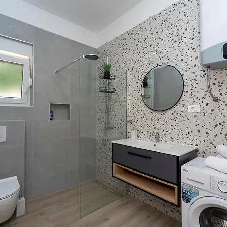 Luxury Nicole Apartment