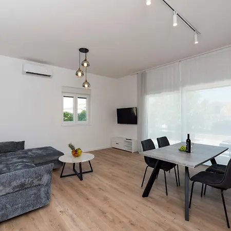 Apartamento Luxury Nicole *