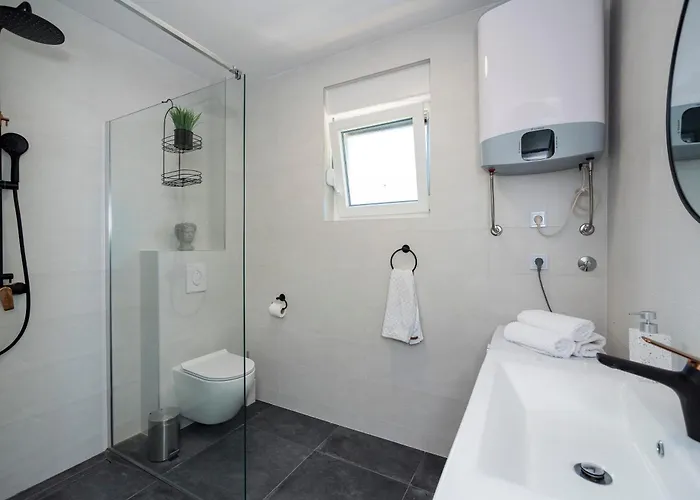 Luxury Nicole * Trogir