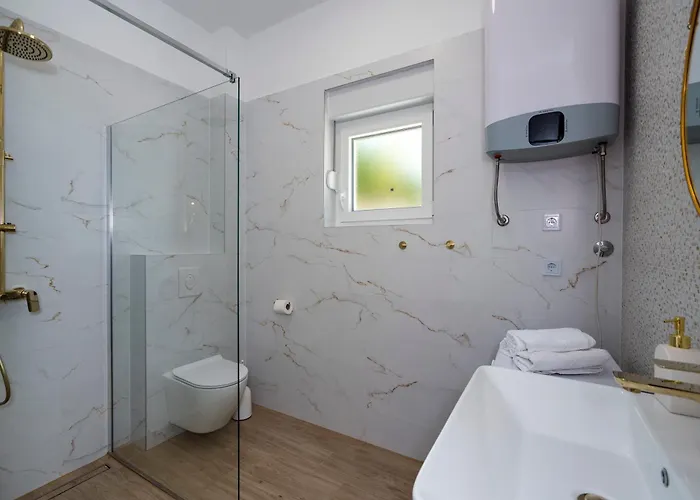 Luxury Nicole Апартаменты Трогир