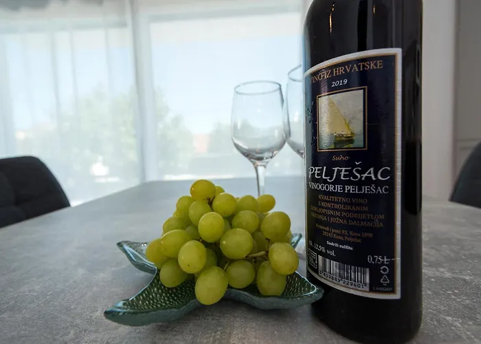 Luxury Nicole Апартаменты