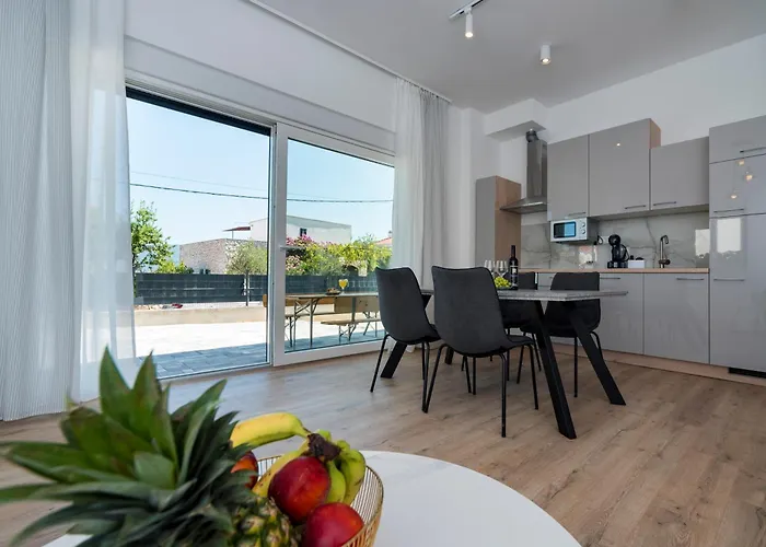 Апартаменты Luxury Nicole *