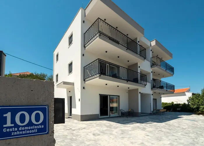 Luxury Nicole * Trogir