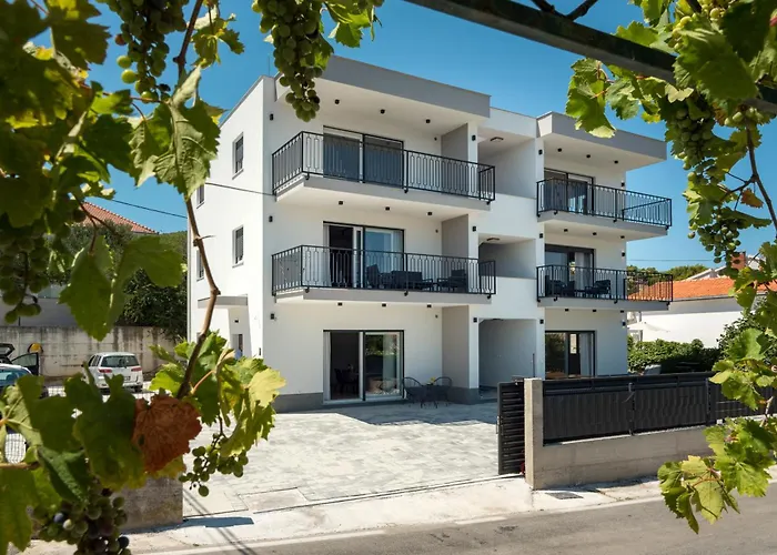 Апартаменты Luxury Nicole *